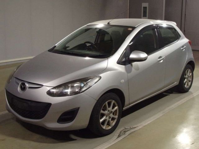 135 Mazda Demio DEJFS 2012 г. (TAA Hyogo)