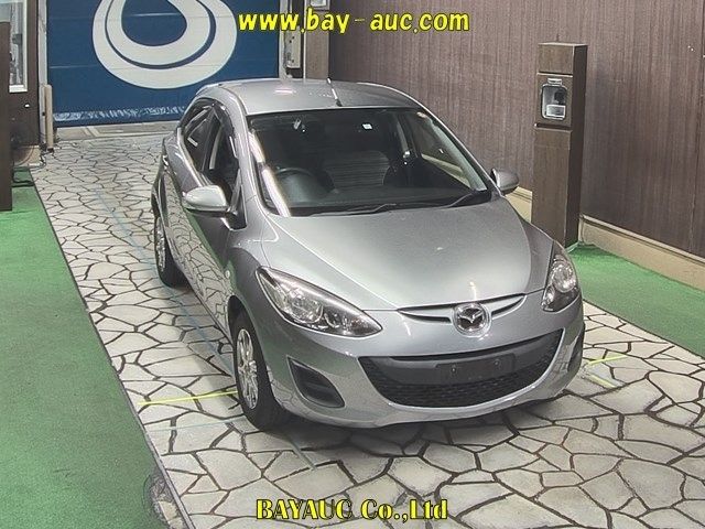 15058 Mazda Demio DEJFS 2012 г. (BAYAUC)