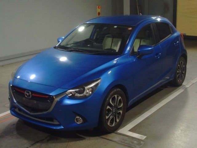 156 Mazda Demio DJ5FS 2015 г. (TAA Hiroshima)