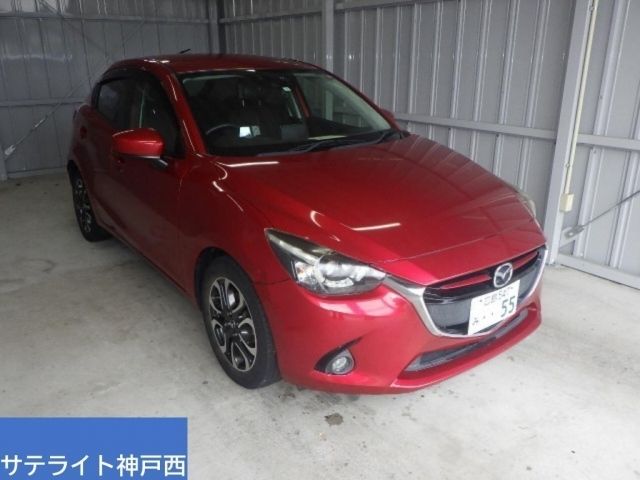 1815 Mazda Demio DJ5FS 2015 г. (LAA Okayama)