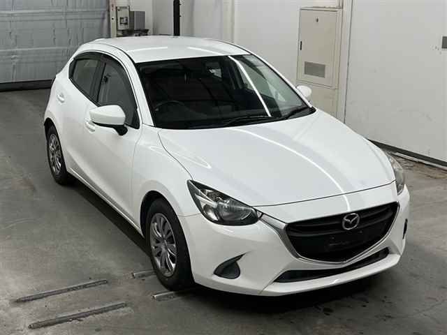 20097 Mazda Demio DJ3FS 2016 г. (MIRIVE Saitama)