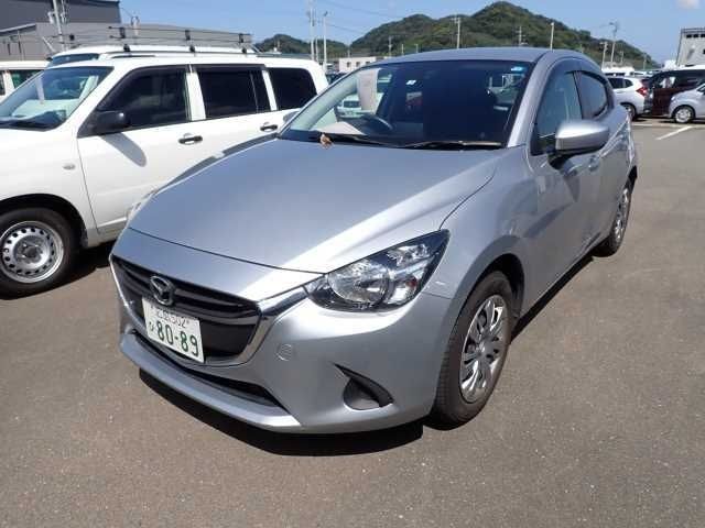 202 Mazda Demio DJ3FS 2017 г. (ORIX Fukuoka Nyusatsu)