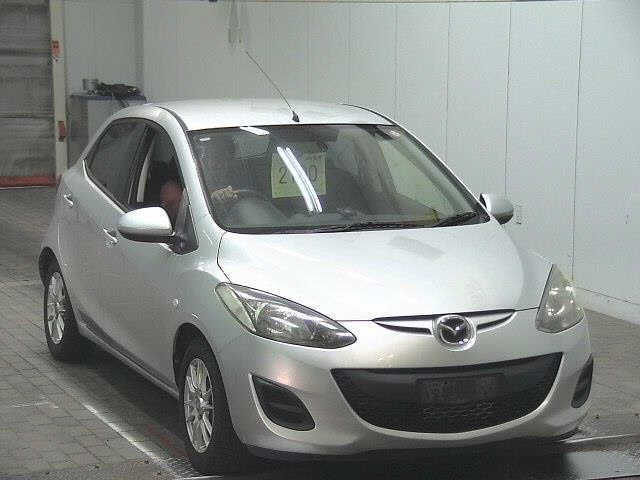 2100 Mazda Demio DE3AS 2011 г. (JU Fukushima)