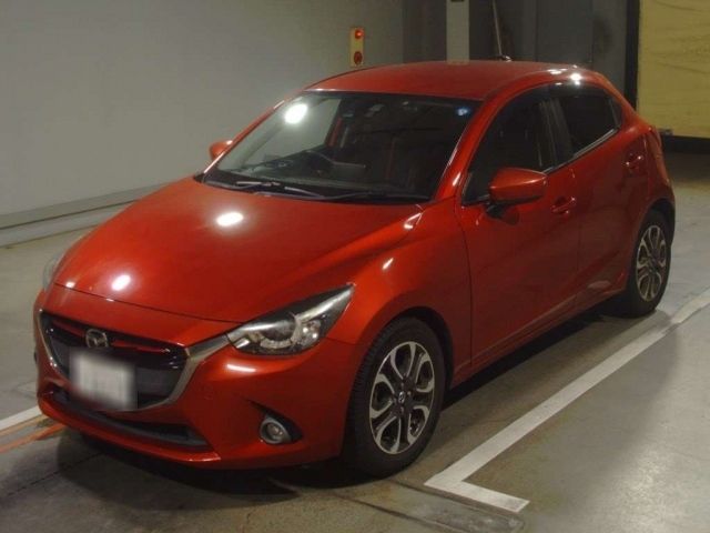 211 Mazda Demio DJ5FS 2015 г. (TAA Hiroshima)