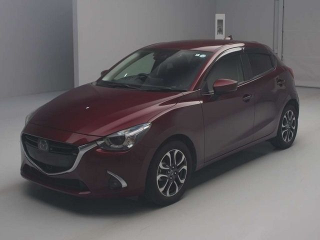 22036 Mazda Demio DJ5FS 2018 г. (TAA Kantou)