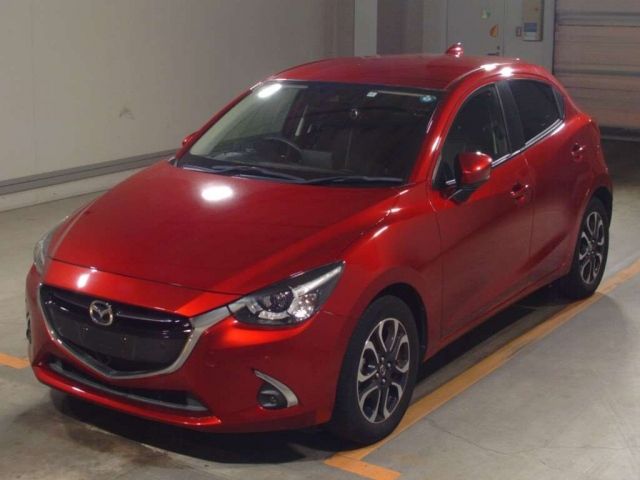 30001 Mazda Demio DJ5FS 2018 г. (TAA Minami Kyushu)