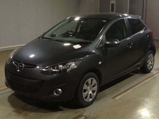 30001 Mazda Demio DE3FS 2013 г. (TAA Hyogo)