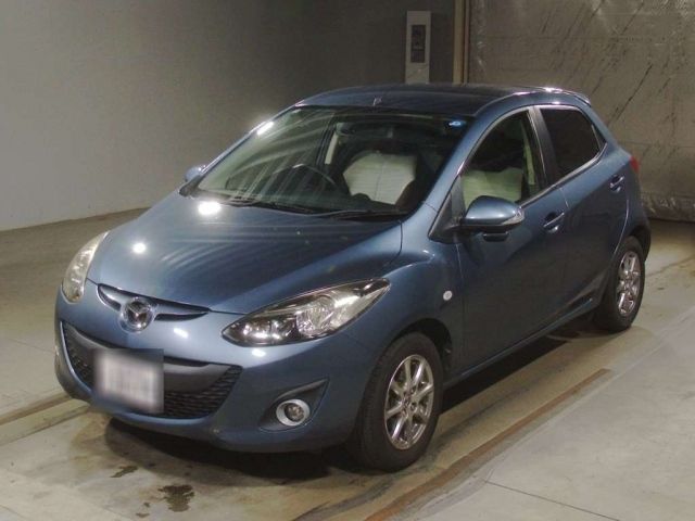 30001 Mazda Demio DEJFS 2013 г. (TAA Kinki)