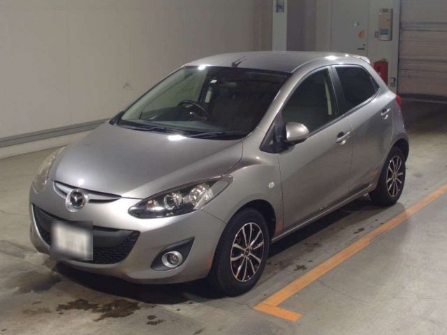 30011 Mazda Demio DE3FS 2014 г. (TAA Minami Kyushu)