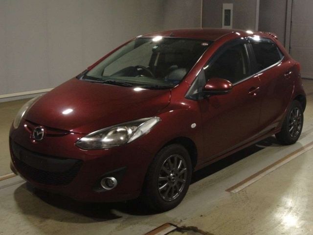 30014 Mazda Demio DE3FS 2013 г. (TAA Hyogo)