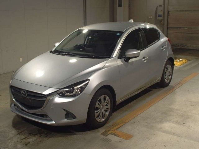 30025 Mazda Demio DJ3FS 2016 г. (TAA Kyushu)