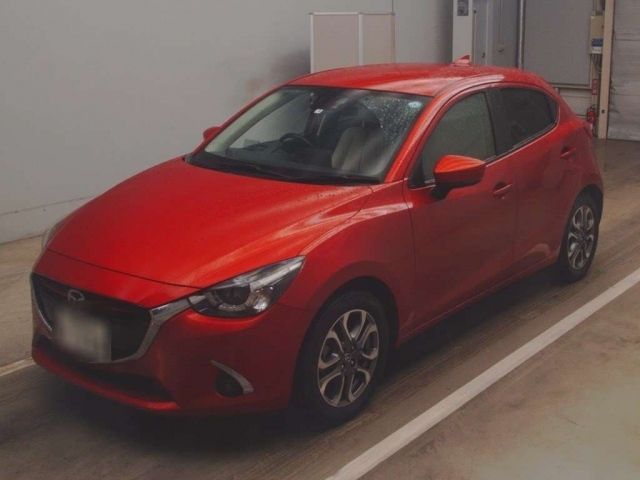 30028 Mazda Demio DJ5FS 2017 г. (TAA Kantou)