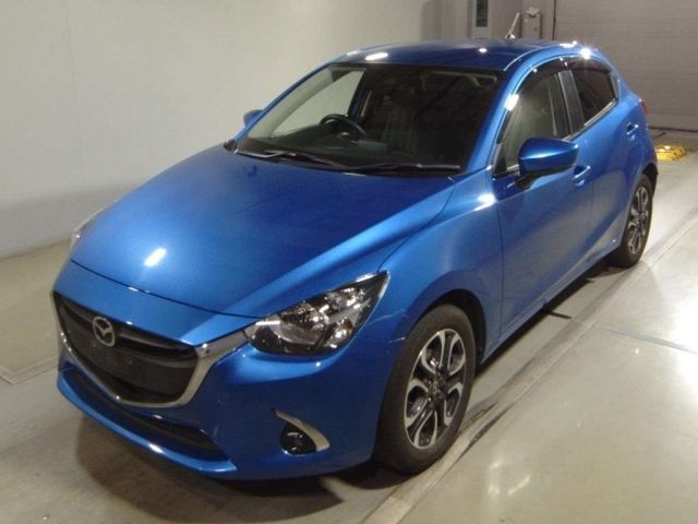 30037 Mazda Demio DJLFS 2018 г. (TAA Tohoku)