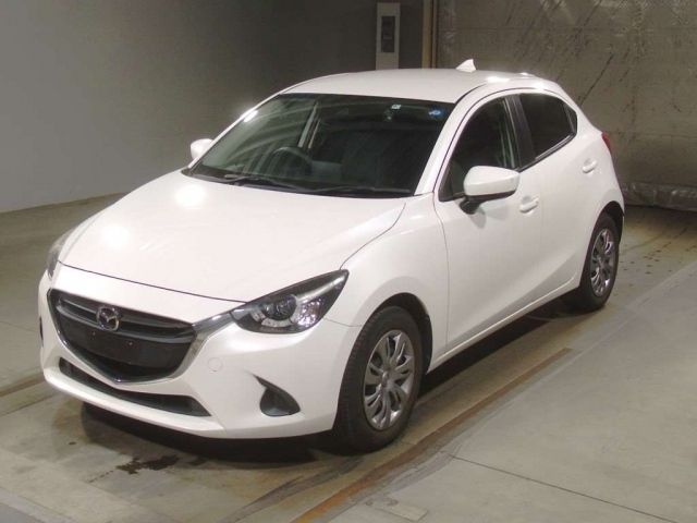 30038 Mazda Demio DJLFS 2018 г. (TAA Kinki)