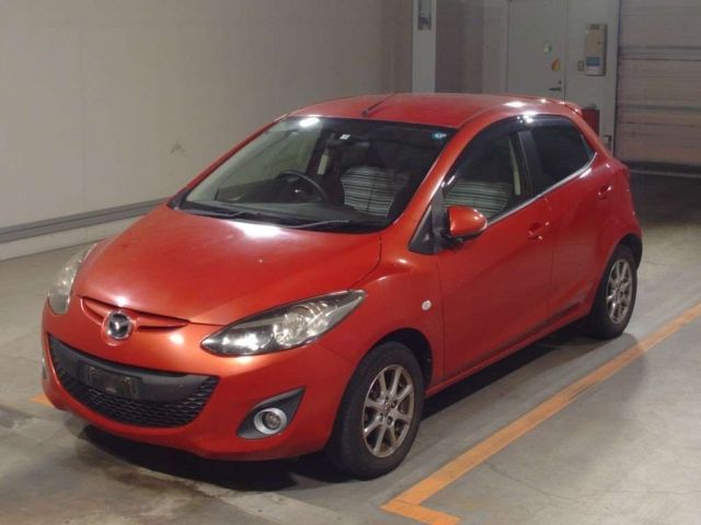 30054 Mazda Demio DEJFS 2013 г. (TAA Minami Kyushu)