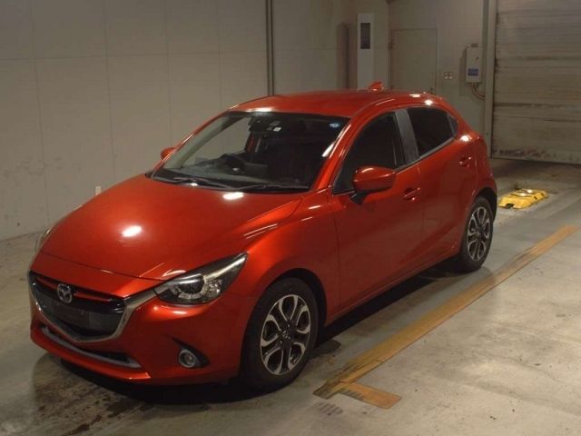 30058 Mazda Demio DJ5FS 2016 г. (TAA Kyushu)