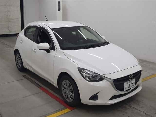 30079 Mazda Demio DJ3FS 2016 г. (MIRIVE Osaka)