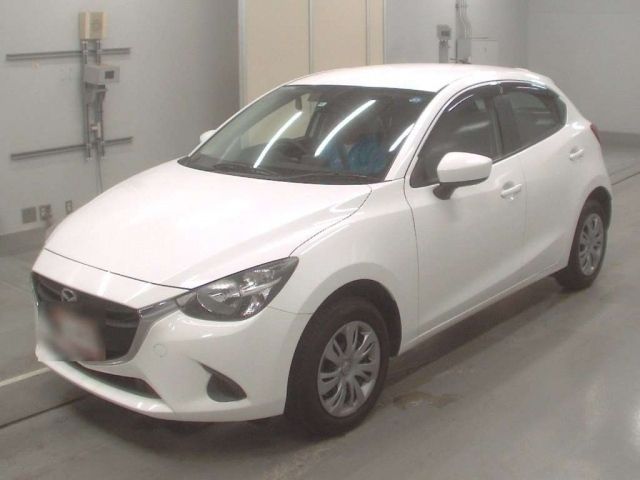 30108 Mazda Demio DJ3AS 2016 г. (CAA Tokyo)