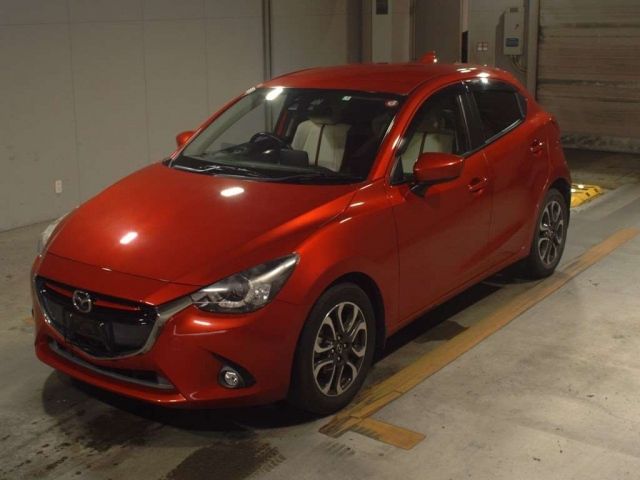 32011 Mazda Demio DJ5FS 2015 г. (TAA Kyushu)