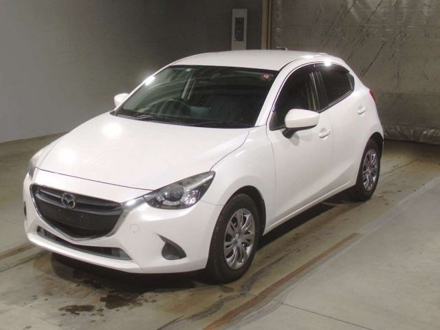 32078 Mazda Demio DJ3FS 2015 г. (TAA Kinki)