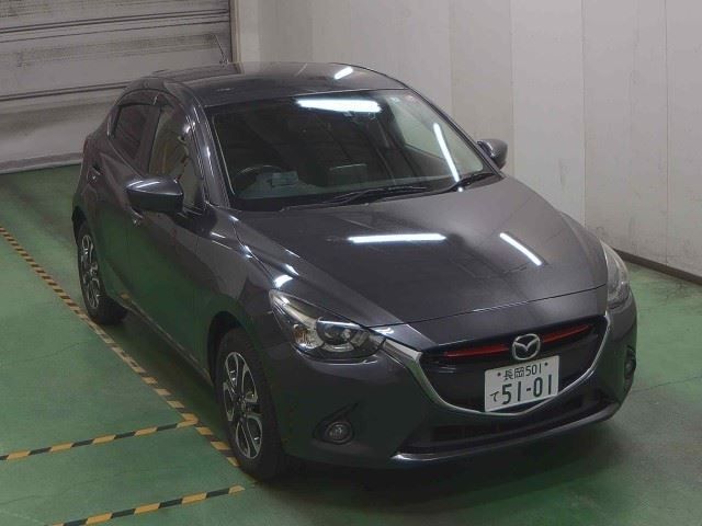 3543 Mazda Demio DJ5AS 2015 г. (JU Niigata)