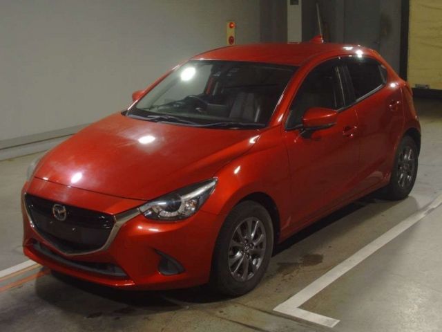 373 Mazda Demio DJ3FS 2017 г. (TAA Hiroshima)