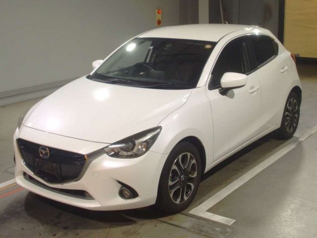 378 Mazda Demio DJ5FS 2014 г. (TAA Hiroshima)