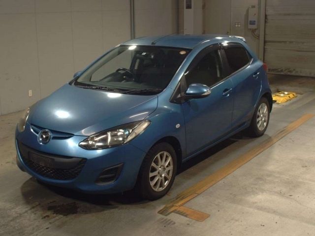 4406 Mazda Demio DEJFS 2012 г. (TAA Kyushu)