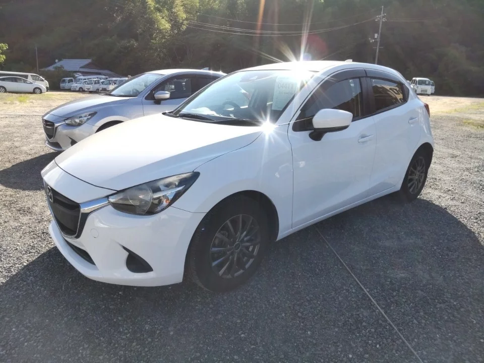 Mazda Demio DJLFS 2019