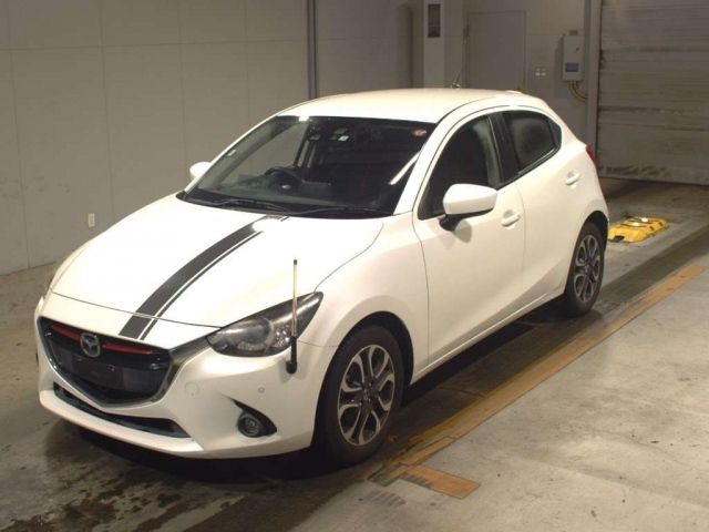 4423 Mazda Demio DJ5FS 2015 г. (TAA Kyushu)