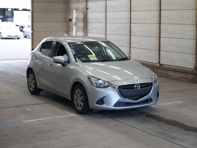 5586 Mazda Demio DJLFS 2019 г. (ARAI Bayside)