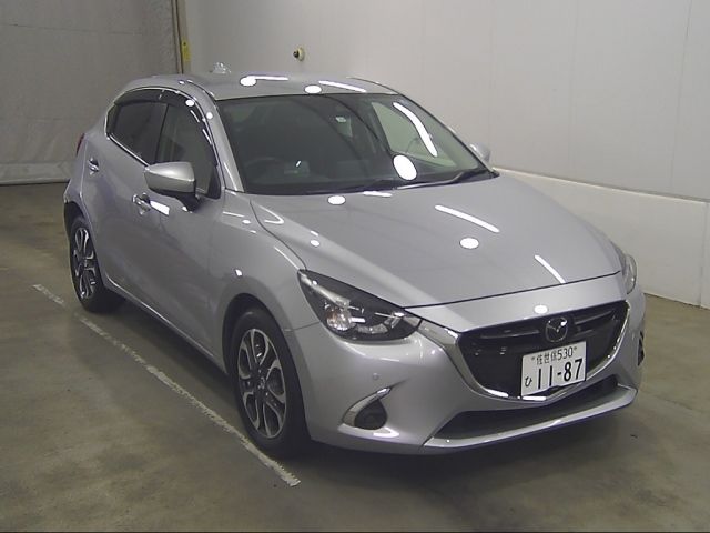 60023 Mazda Demio DJ5FS 2017 г. (Honda Kyushu)