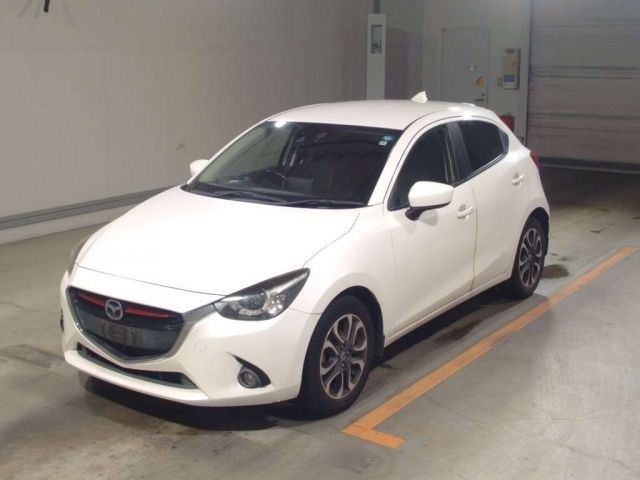 6056 Mazda Demio DJ5FS 2016 г. (TAA Minami Kyushu)