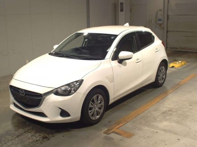 6069 Mazda Demio DJ3FS 2018 г. (TAA Kyushu)