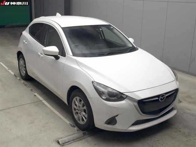 6179 Mazda Demio DJ3FS 2016 г. (JU Kanagawa)