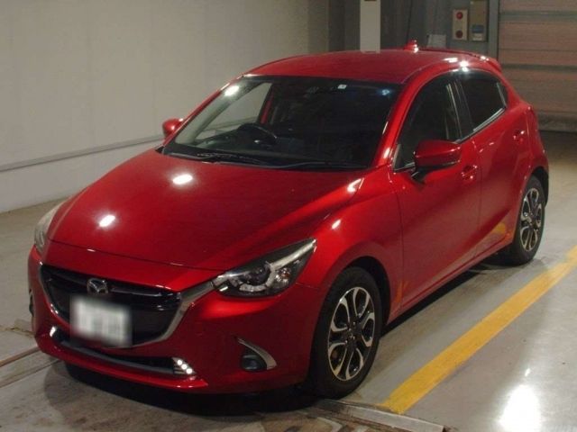 63 Mazda Demio DJ5FS 2017 г. (TAA Shikoku)