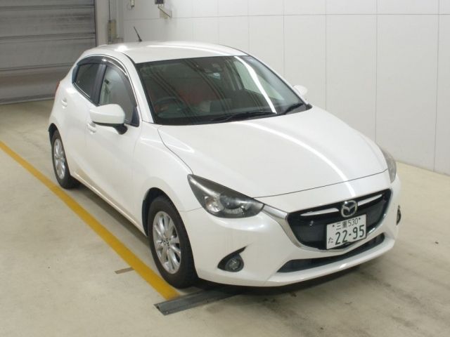 6546 Mazda Demio DJ3FS 2015 г. (NAA Nagoya)