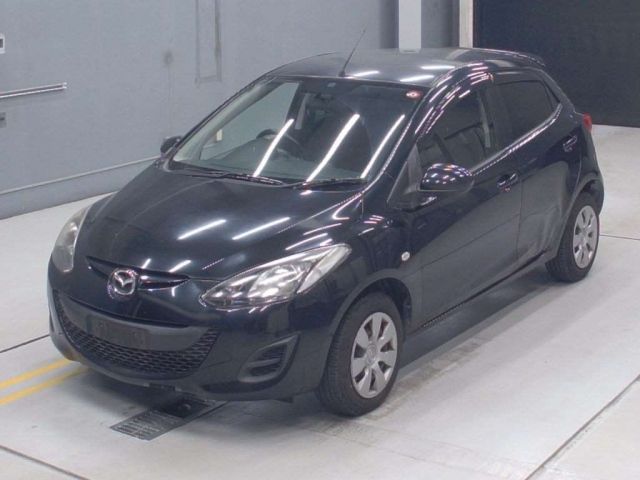 70156 Mazda Demio DE3FS 2014 г. (CAA Gifu)