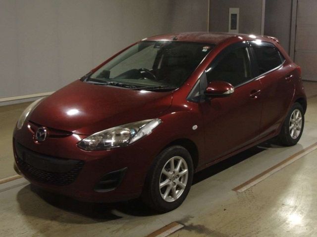 7071 Mazda Demio DEJFS 2011 г. (TAA Hyogo)