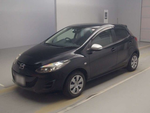 72002 Mazda Demio DEJFS 2014 г. (TAA Shikoku)