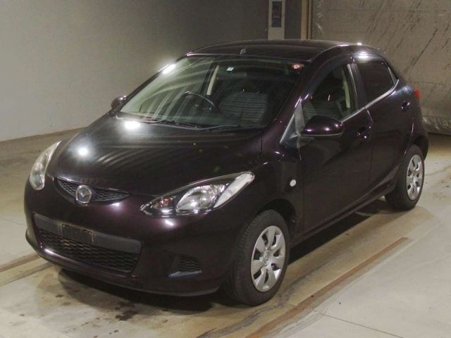 75044 Mazda Demio DE3FS 2011 г. (TAA Kinki)