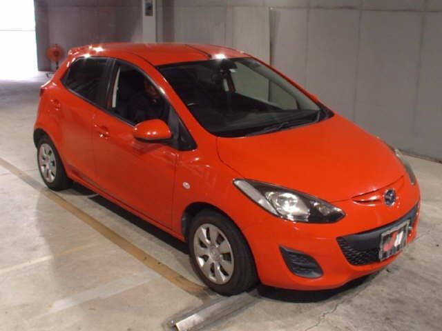 8103 Mazda Demio DE3FS 2013 г. (JU Fukuoka)