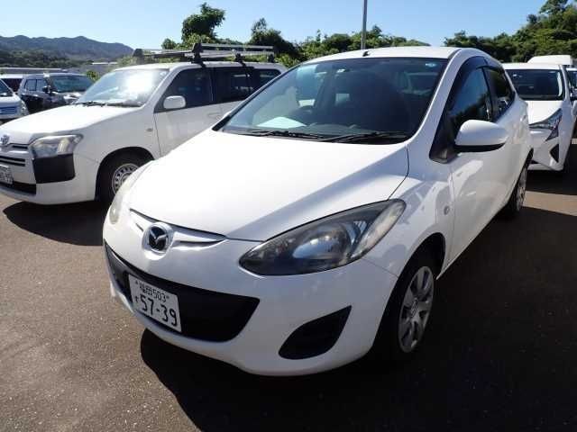 99 Mazda Demio DE3FS 2012 г. (ORIX Fukuoka Nyusatsu)