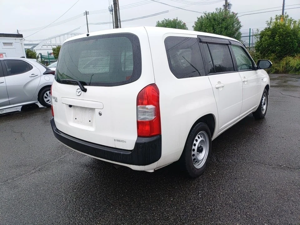 Mazda Familia NCP160M 2022