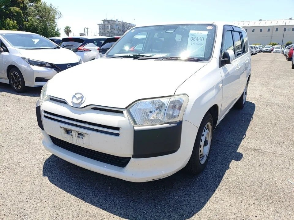 Mazda Familia NCP160M 2020