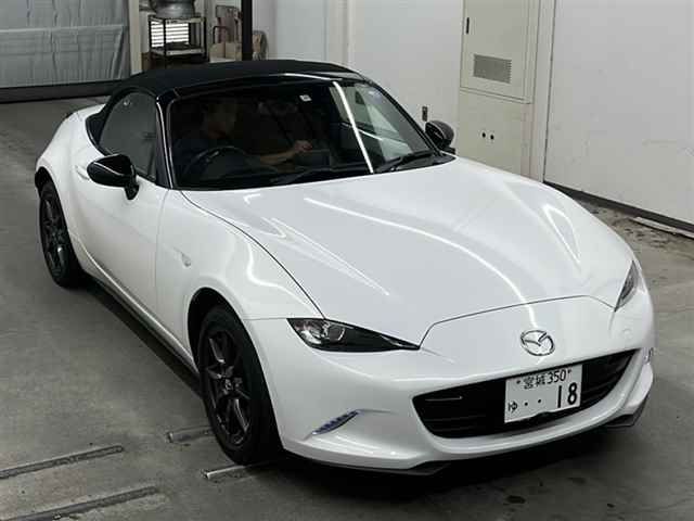 30071 Mazda Roadster ND5RC 2015 г. (MIRIVE Saitama)