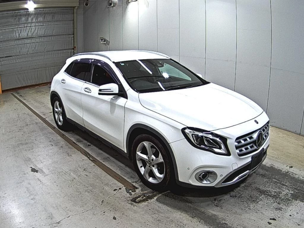 Mercedes-Benz GLA 156942 2018