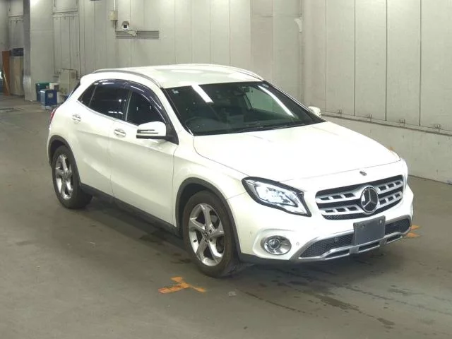 Mercedes-Benz GLA 156942 2018