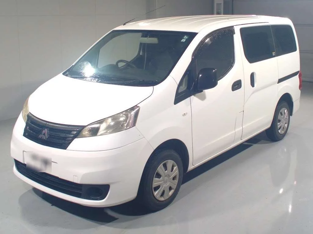 Mitsubishi Delica BVM20 2018