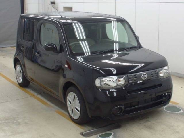 1019 NISSAN CUBE Z12 2018 г. (NAA Osaka)